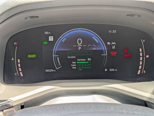 Used 2025 Toyota Camry SE w/ Convenience Package FWD image 18