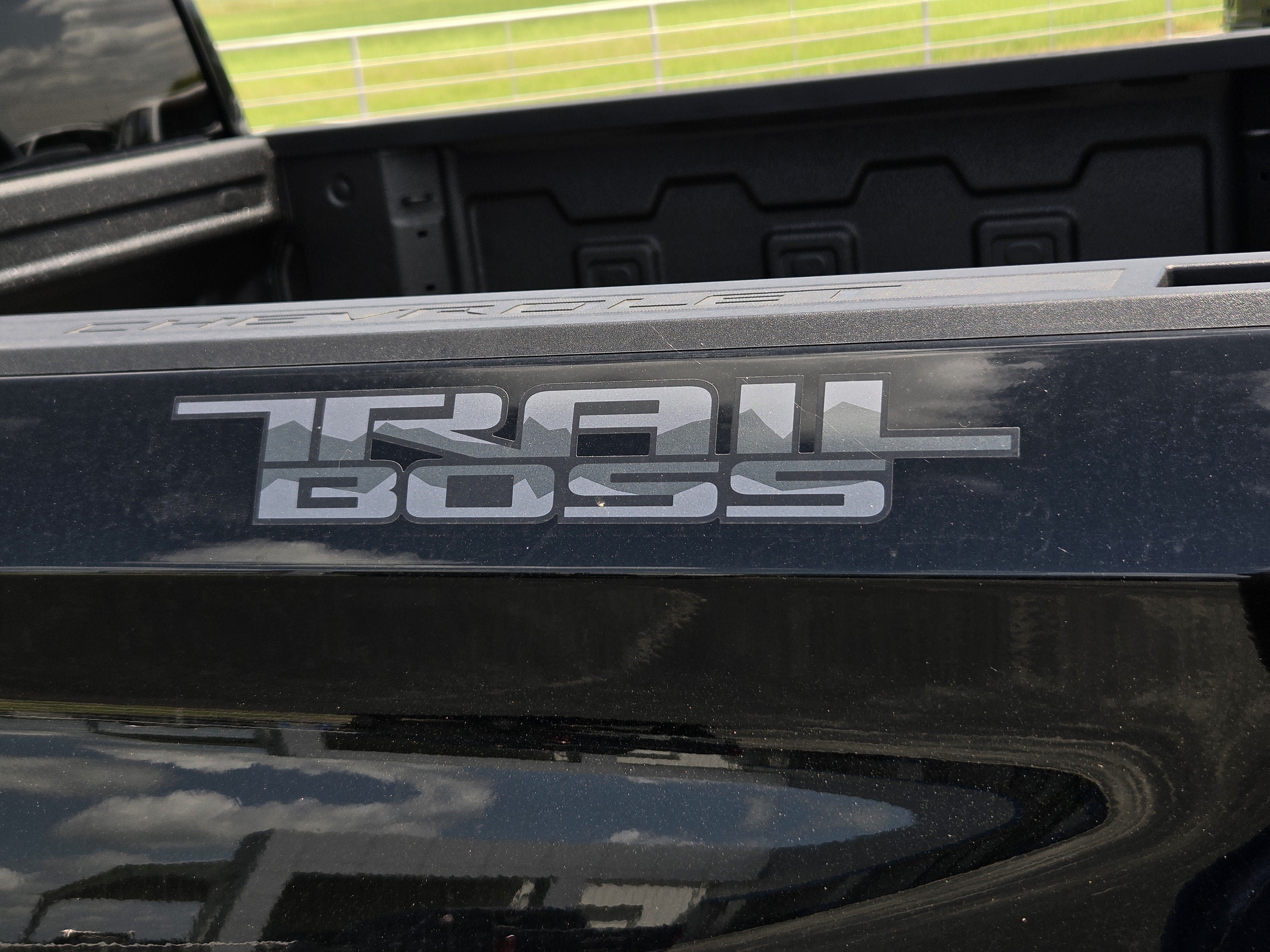 New 2026 Chevrolet Silverado 1500 LT Trail Boss w/ Safety Package AWD/4WD image 5