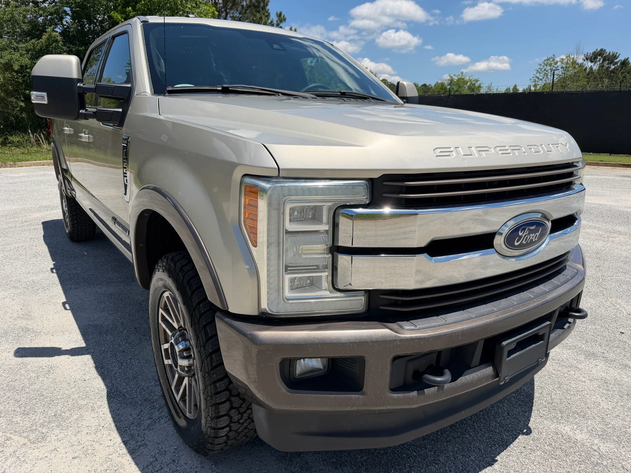 Used 2017 Ford F250 King Ranch w/ King Ranch Ultimate Package AWD/4WD image 7