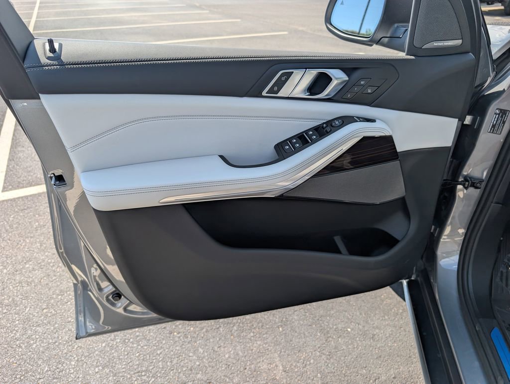 New 2026 BMW X5 xDrive40i image 13
