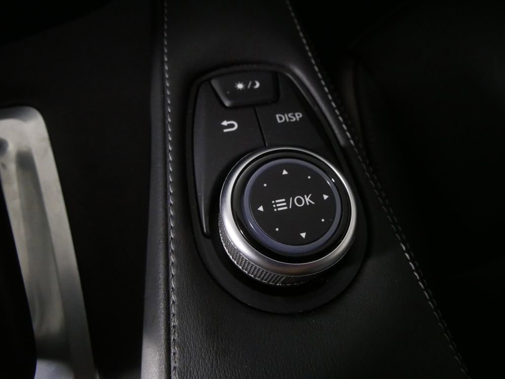 Used 2025 INFINITI QX50 Luxe AWD/4WD image 32