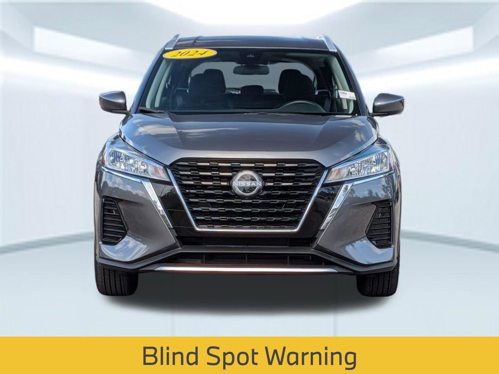 Used 2024 Nissan Kicks SV FWD image 12