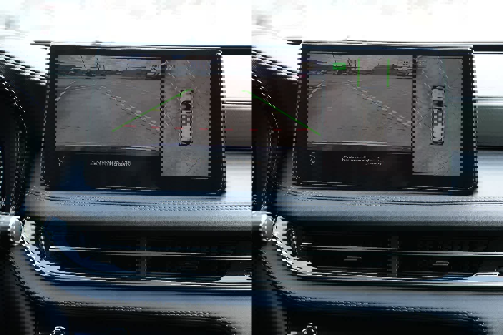 Certified 2025 INFINITI QX60 Luxe w/ Cargo Package image 14