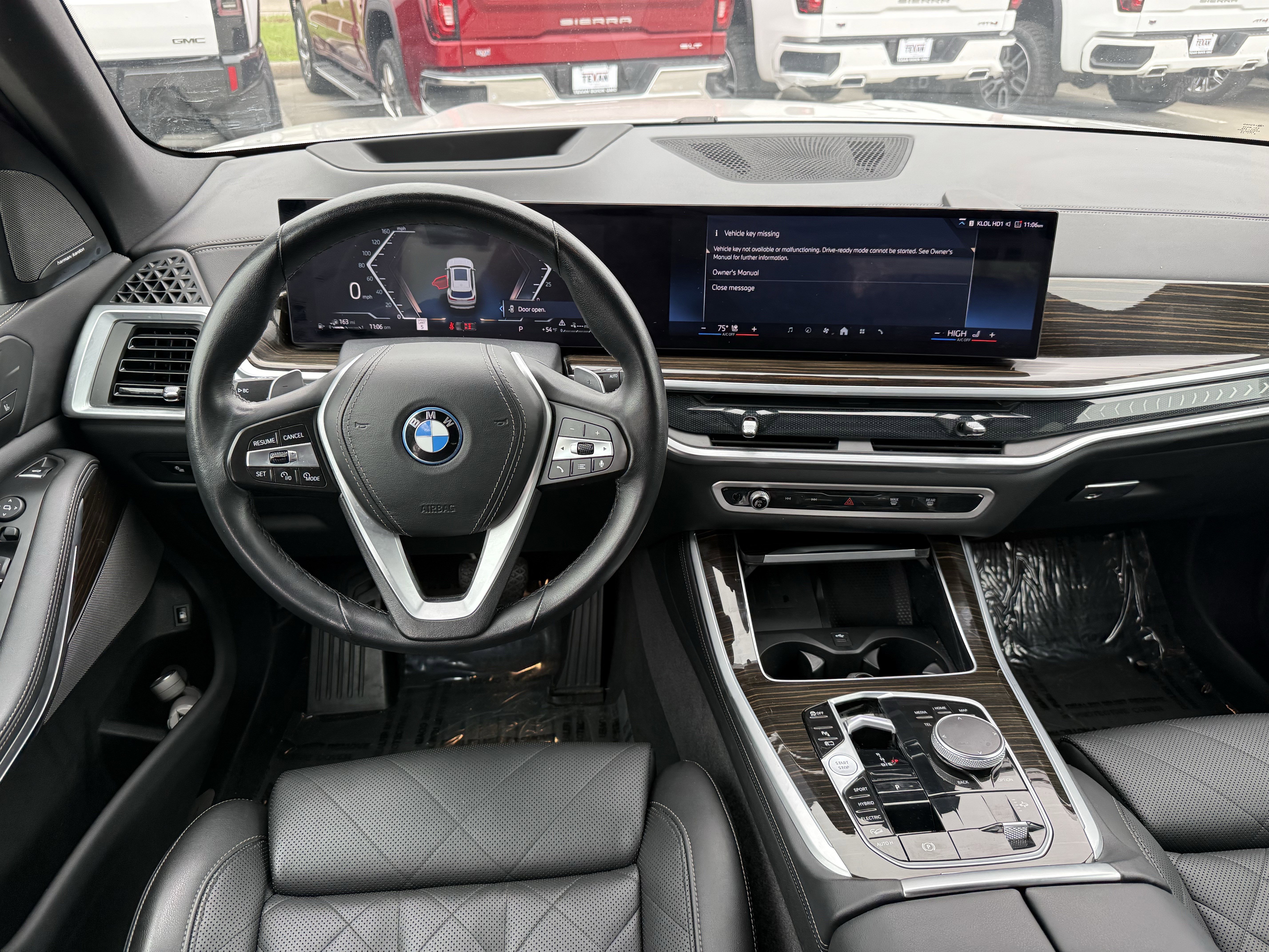 Used 2024 BMW X5 xDrive50e image 14