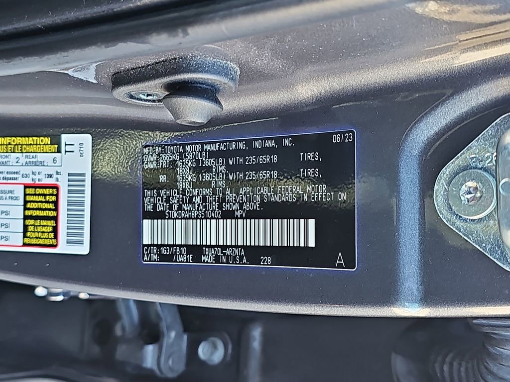 Used 2023 Toyota Highlander L image 40