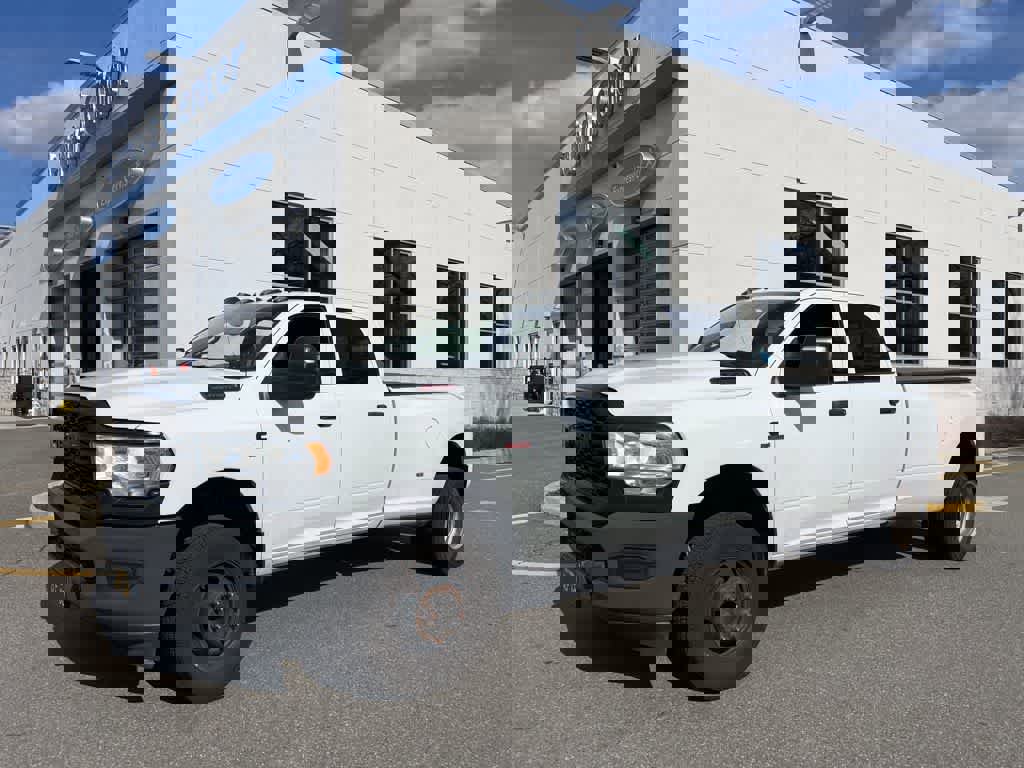 Used 2023 RAM 3500 Tradesman image 6