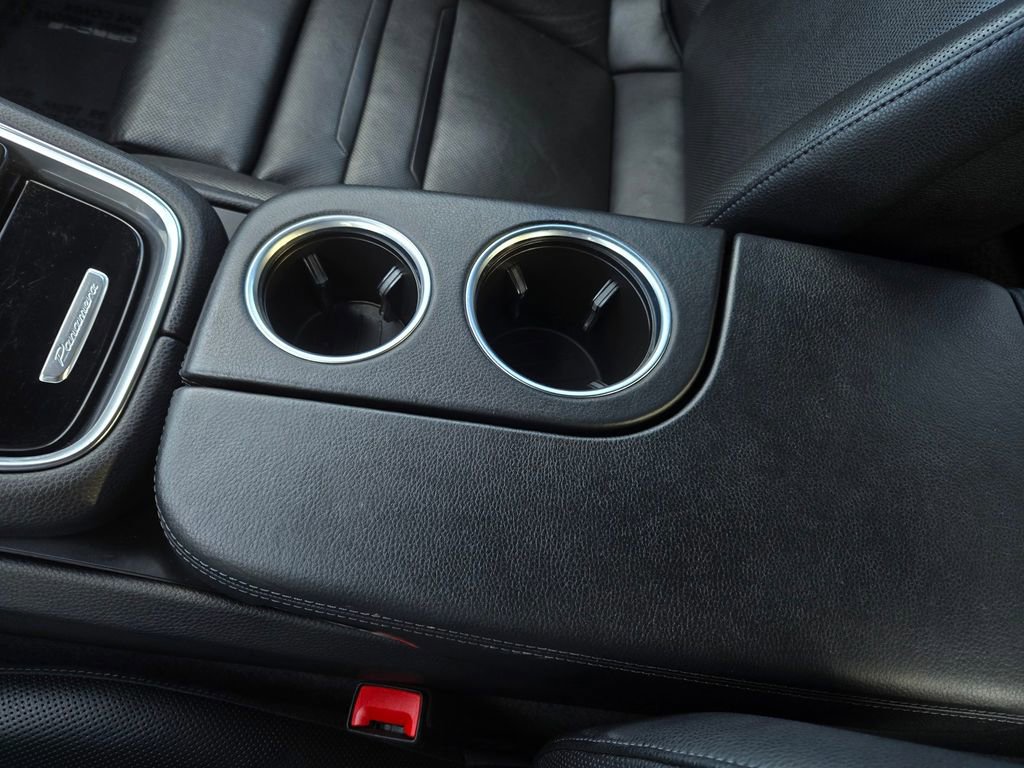 Used 2023 Porsche Panamera Platinum Edition image 33