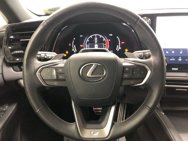Used 2023 Lexus RX 350 F Sport w/ Accessory Package (Z1) AWD/4WD image 17