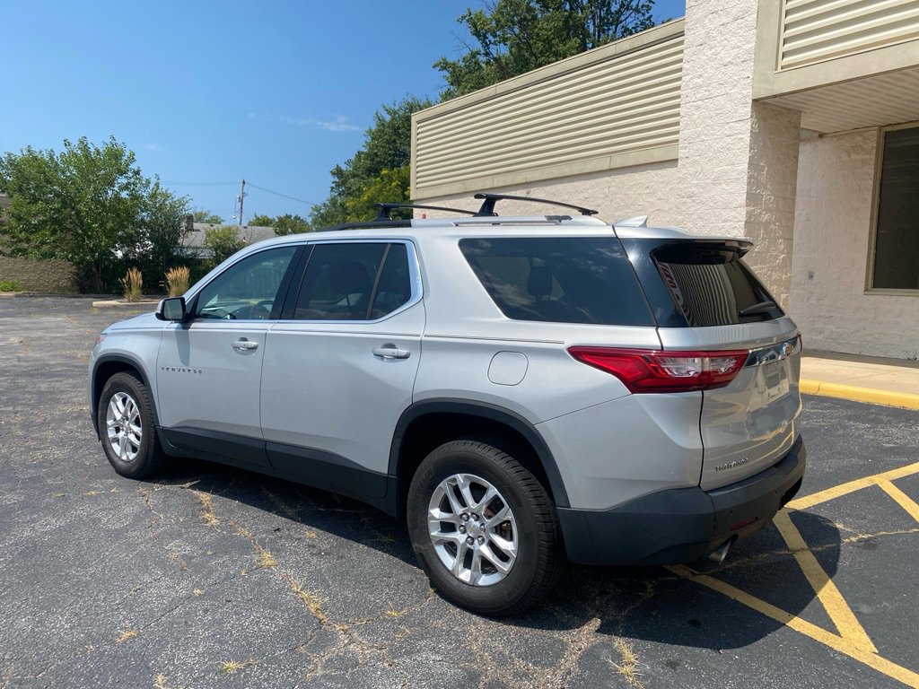 Used 2018 Chevrolet Traverse LT image 3