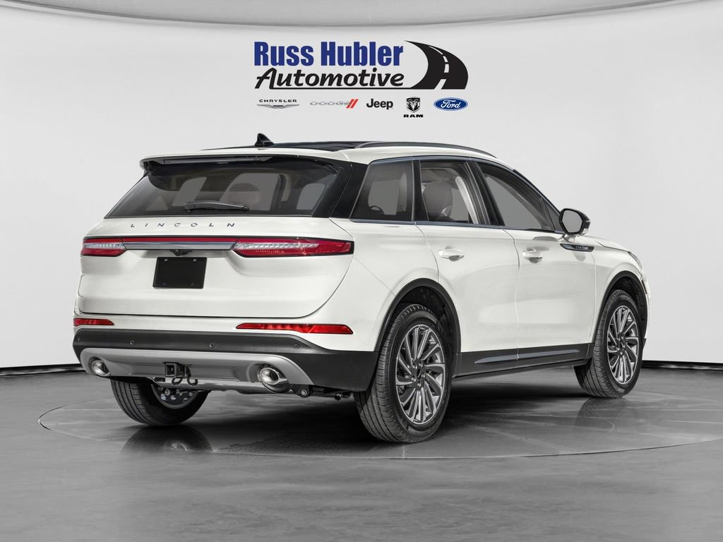 Used 2023 Lincoln Corsair Reserve w/ Equipment Group 202A FWD image 2