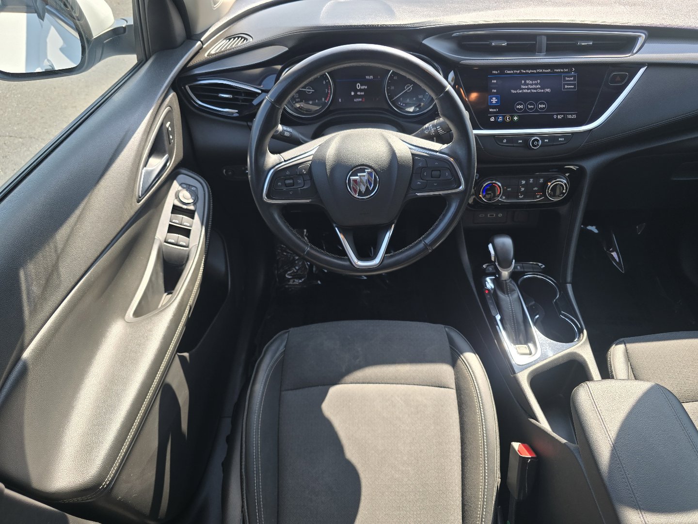 Certified 2020 Buick Encore GX Preferred w/ Cold Weather Comfort Package FWD image 28