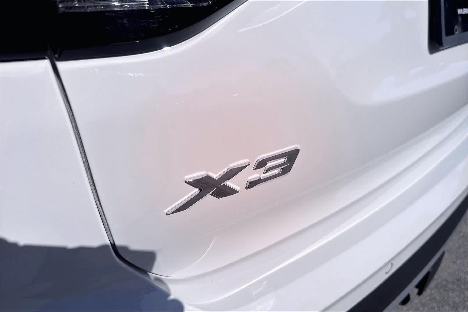 Used 2024 BMW X3 sDrive30i w/ Premium Package RWD image 30