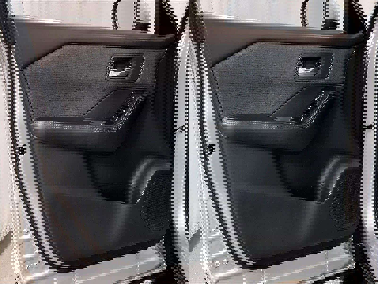 Certified 2022 Nissan Rogue SV image 9