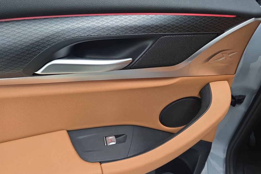 Used 2022 BMW X3 xDrive30i w/ M Sport Package 2 image 26