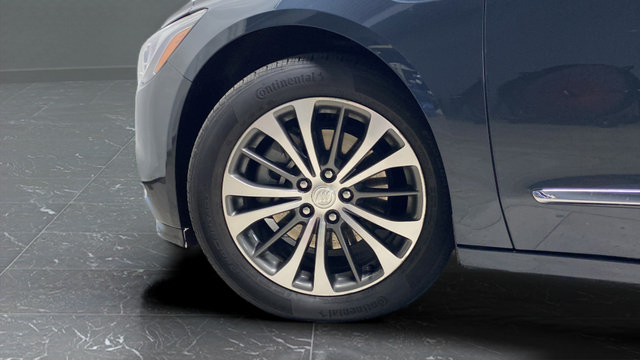 Used 2019 Buick LaCrosse Essence FWD image 27