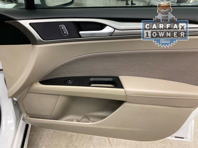 Used 2019 Ford Fusion SE image 26