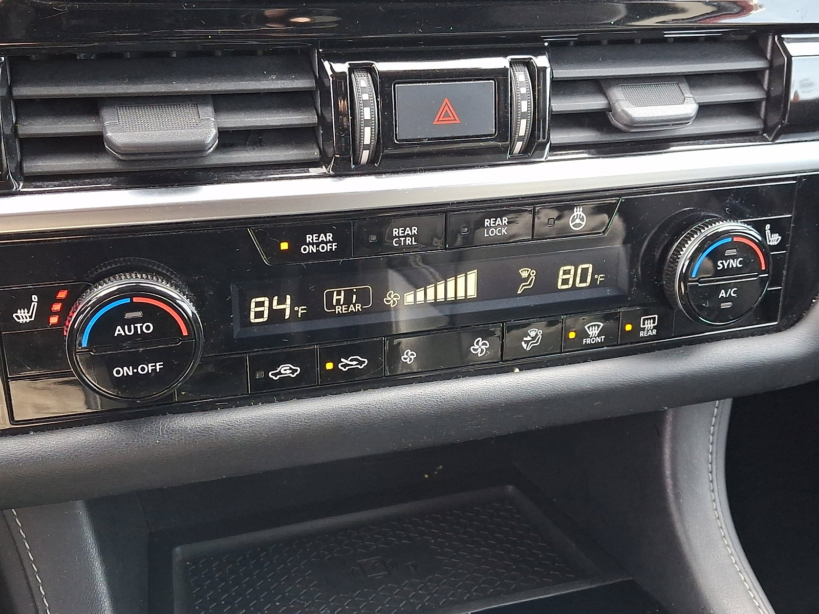 Used 2022 Nissan Pathfinder SL w/ SL Premium Package image 19