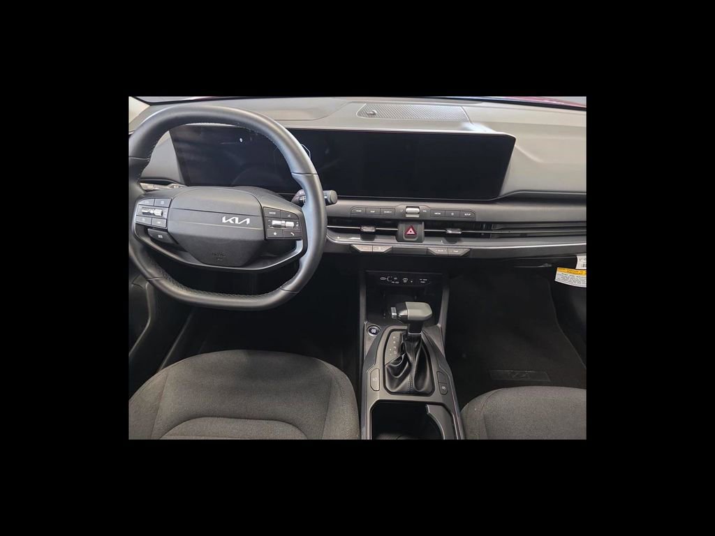 Used 2025 Kia K4 EX FWD image 13