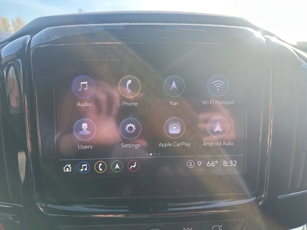 Used 2023 Chevrolet Traverse Premier image 19