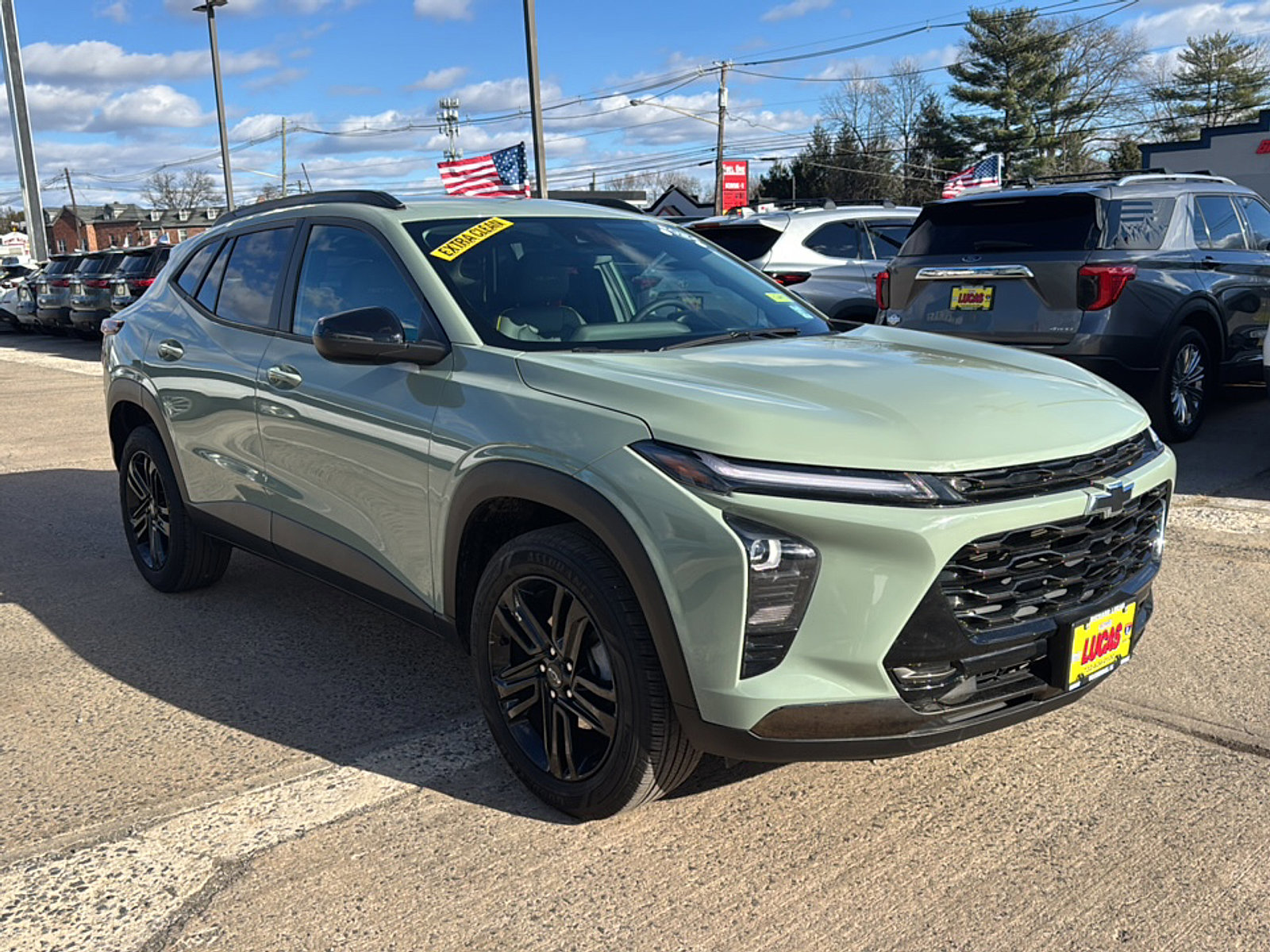 Used 2024 Chevrolet Trax ACTIV w/ Driver Confidence Package image 4