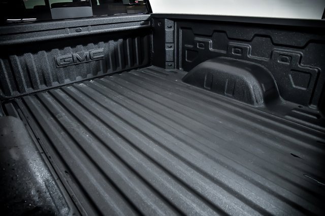 New 2025 GMC Sierra 1500 SLE w/ Preferred Package image 5