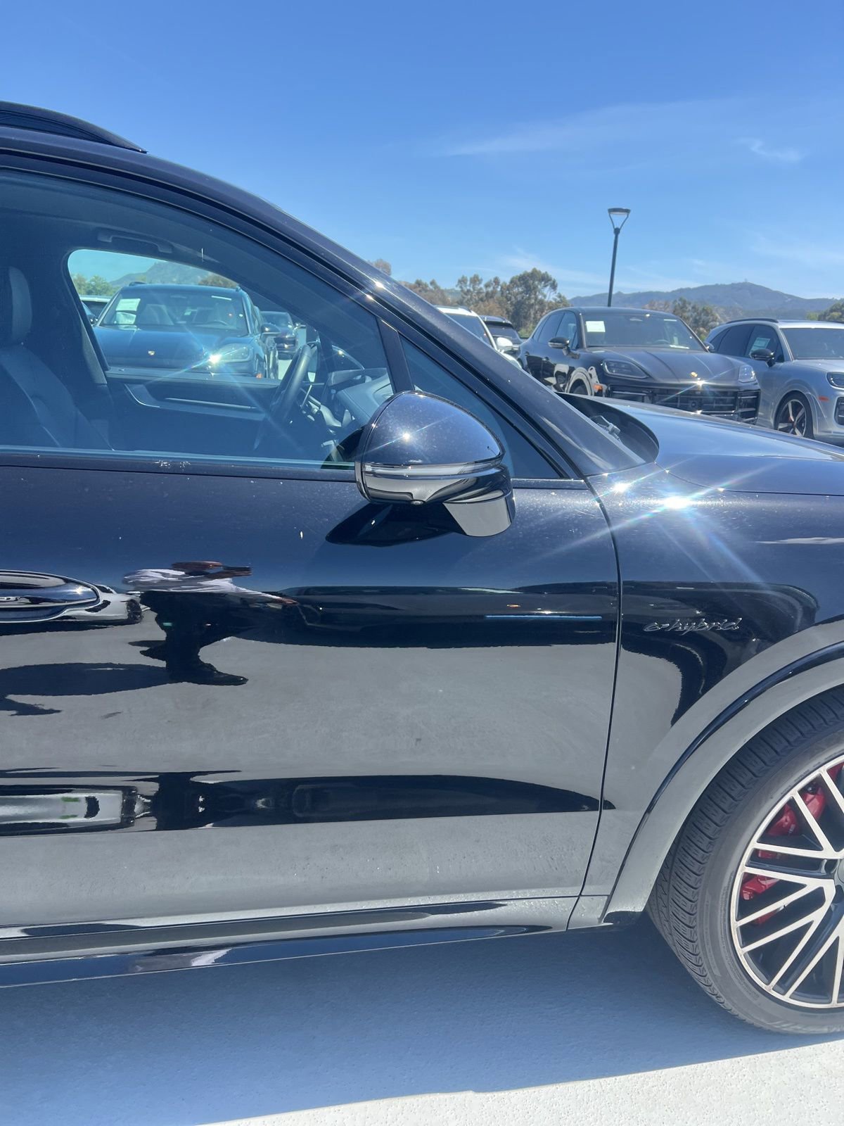 Used 2024 Porsche Cayenne Turbo image 30