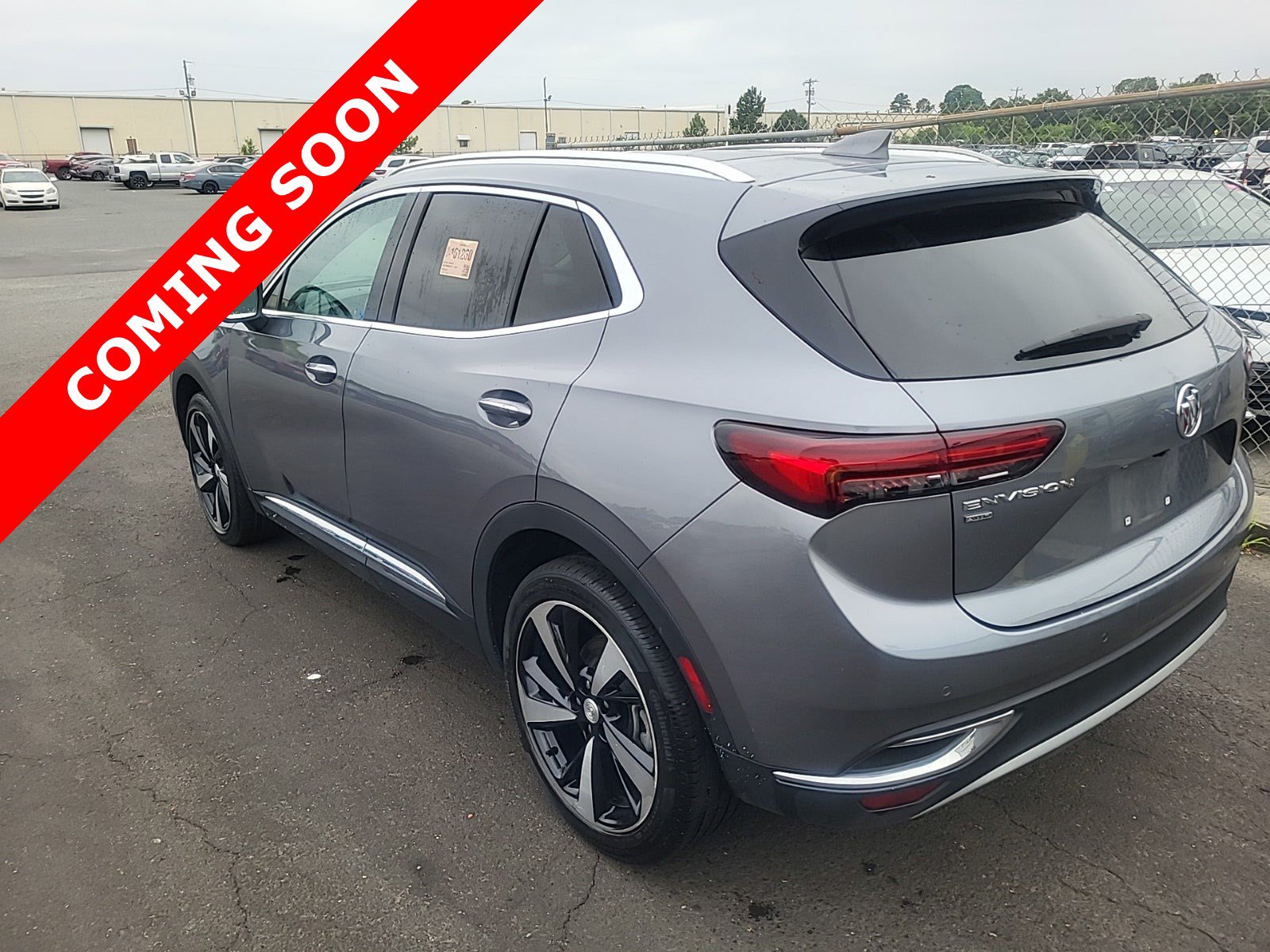 Used 2021 Buick Envision Essence w/ Technology Package I AWD/4WD image 3