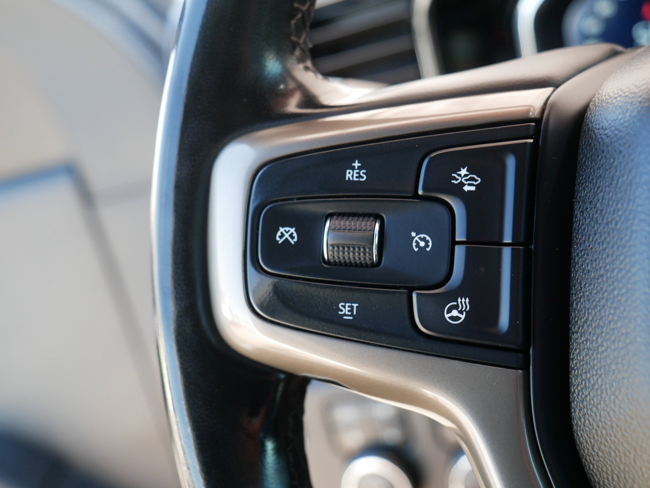 Used 2024 Chevrolet Silverado 2500 High Country w/ Technology Package AWD/4WD image 28