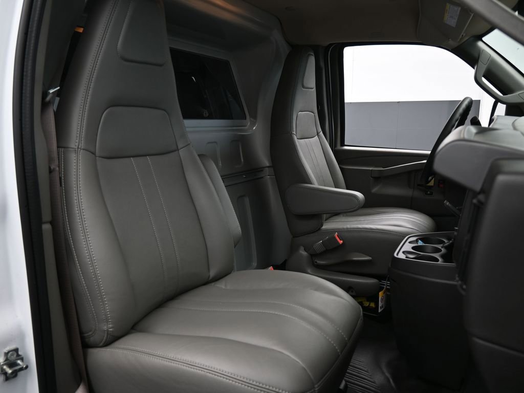 New 2025 Chevrolet Express 2500 Extended w/ Driver Convenience Package image 39