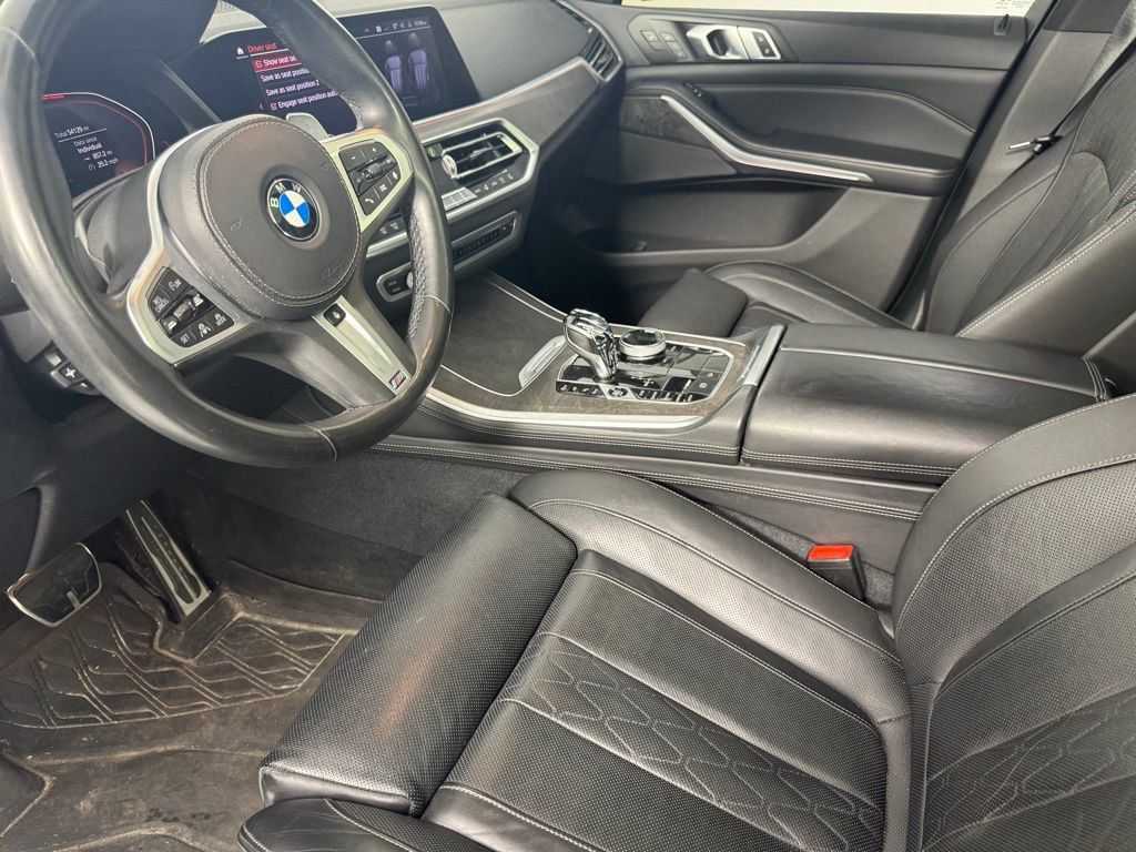 Used 2019 BMW X5 xDrive50i w/ M Sport Package AWD/4WD image 12