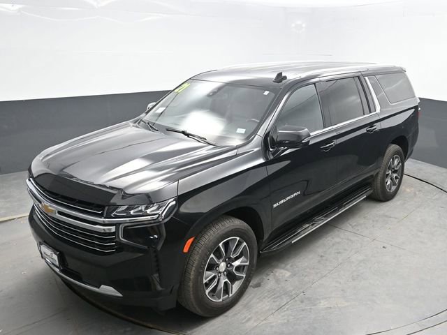 Used 2021 Chevrolet Suburban LT w/ Luxury Package image 33