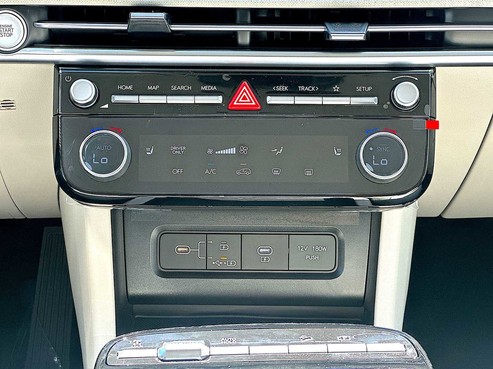 New 2026 Hyundai Tucson SEL w/ Tow & Go Package AWD/4WD image 16