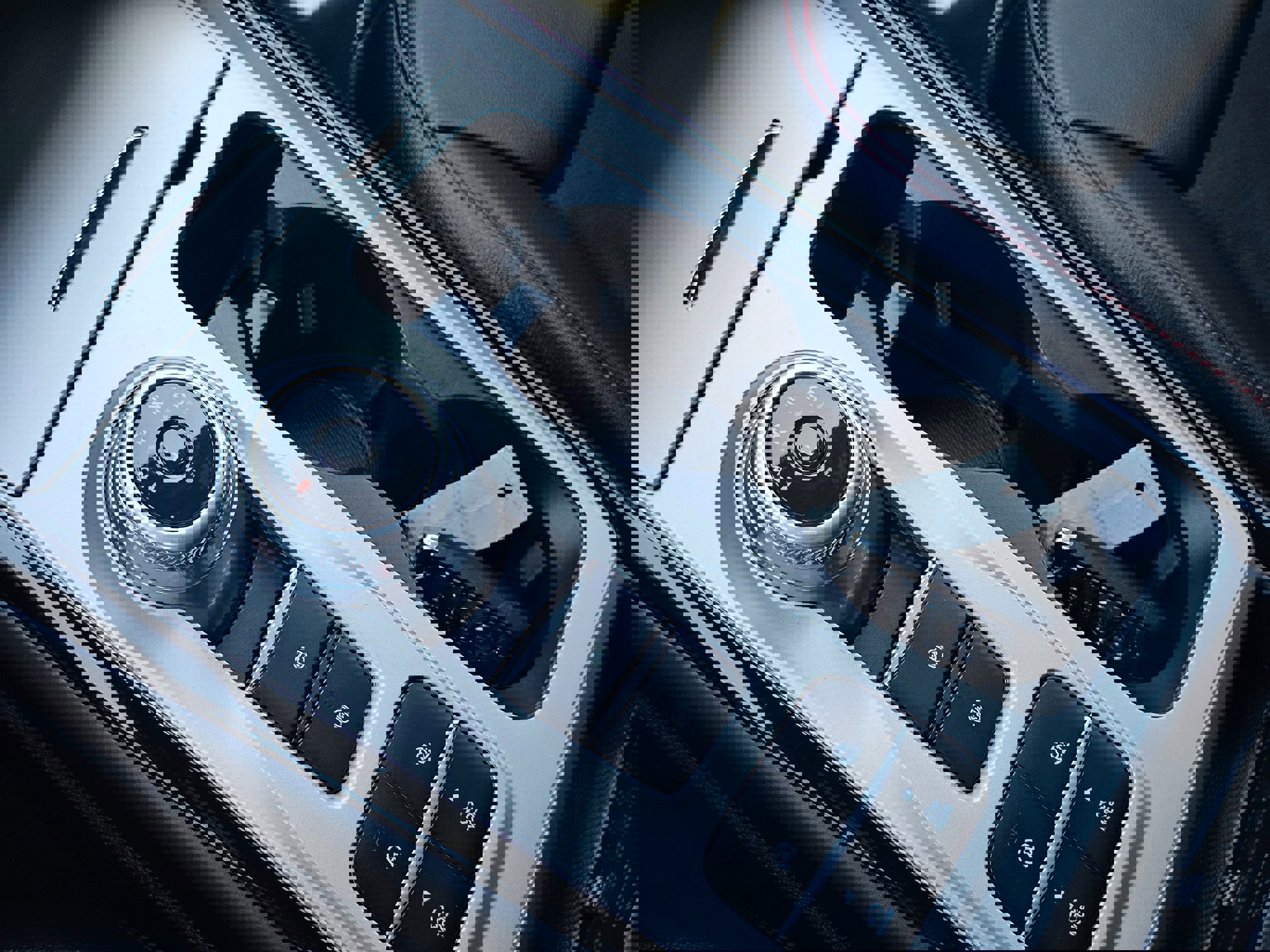 Used 2024 Ford Explorer ST-Line w/ Class IV Trailer Tow Package RWD image 39