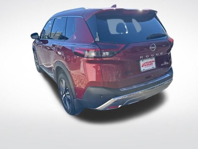 Used 2023 Nissan Rogue Platinum w/ Platinum Premium Package image 3