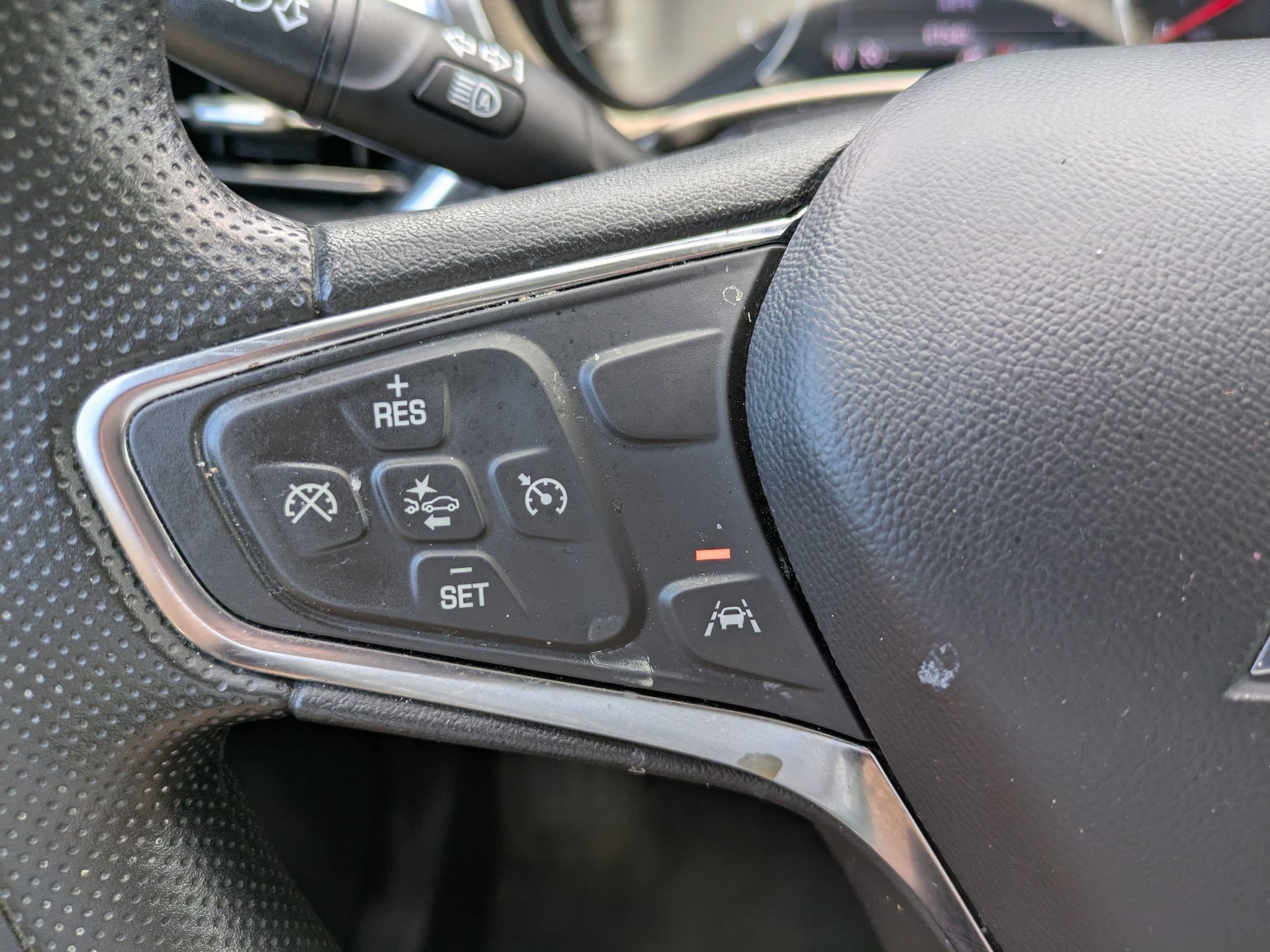 Used 2024 Chevrolet Equinox LS w/ LS Convenience Package FWD image 24
