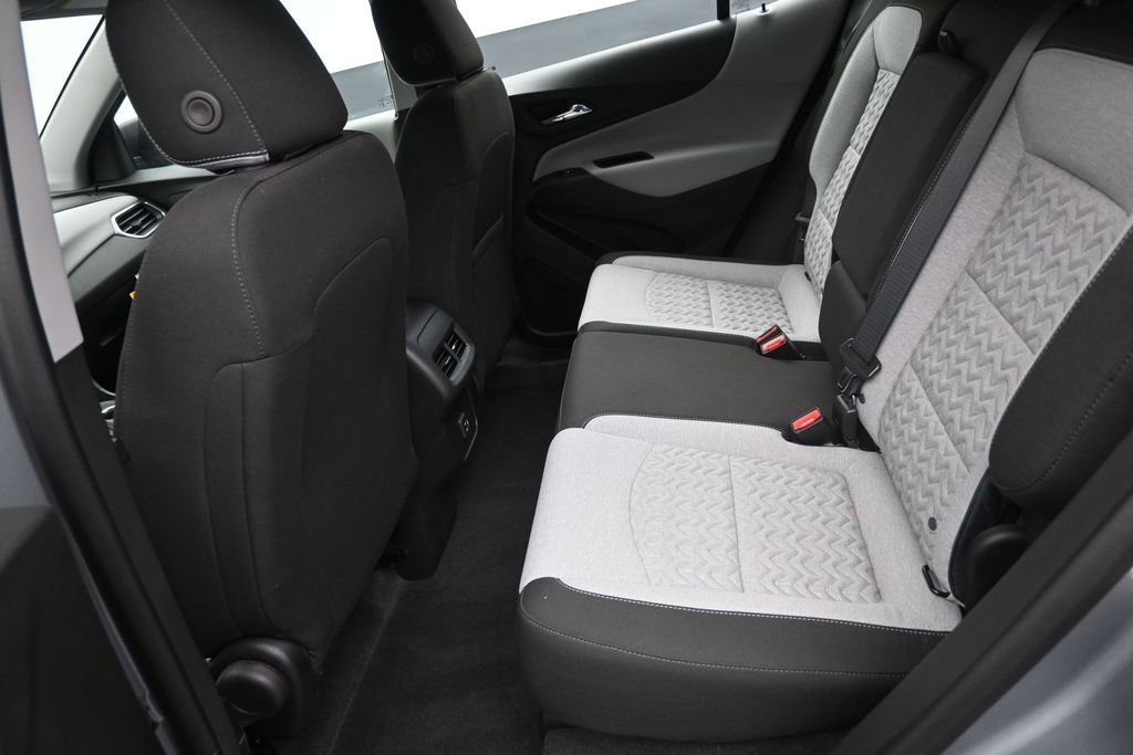 Used 2024 Chevrolet Equinox LS FWD image 14
