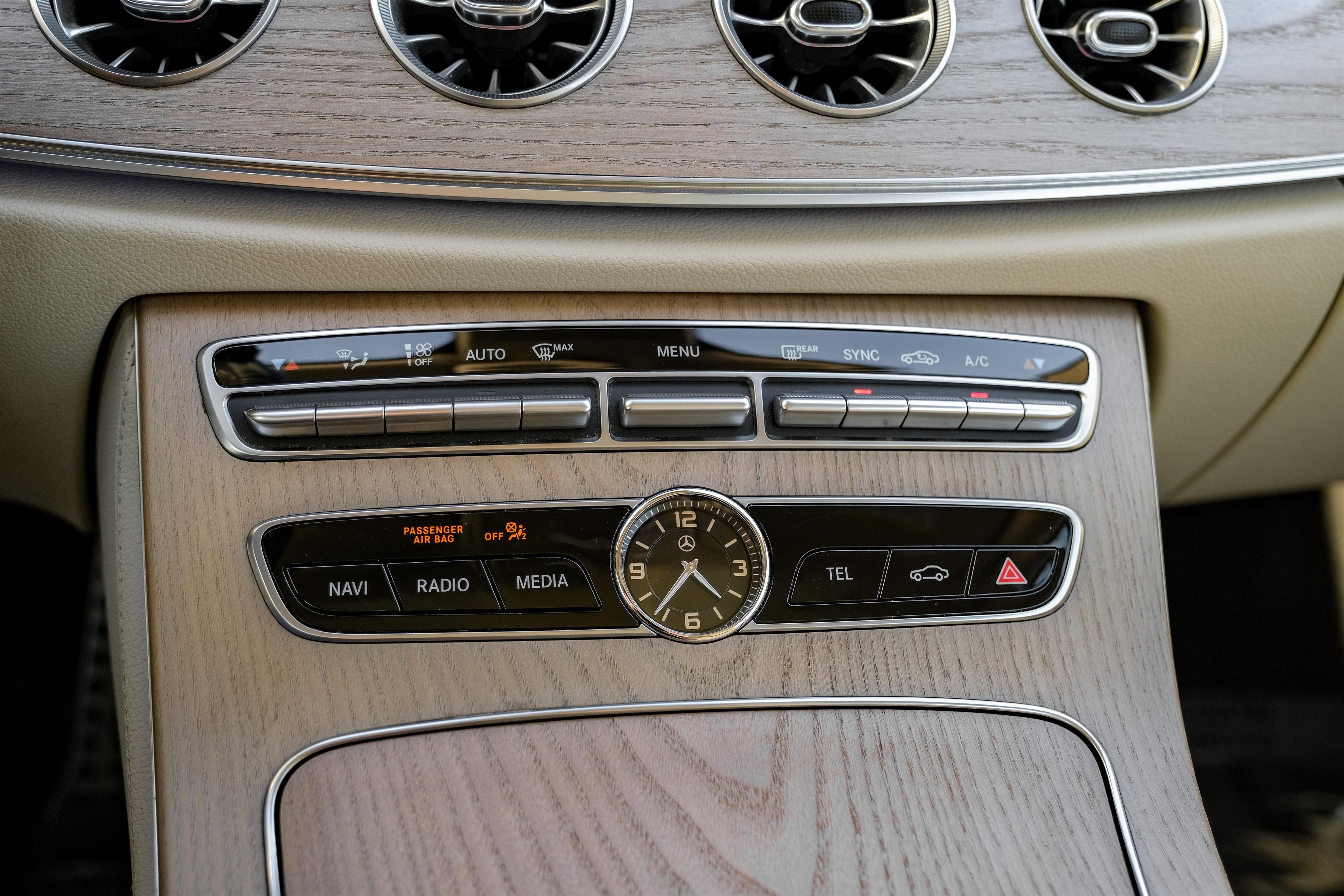 Used 2019 Mercedes-Benz E 450 Coupe w/ AMG Line Package image 22