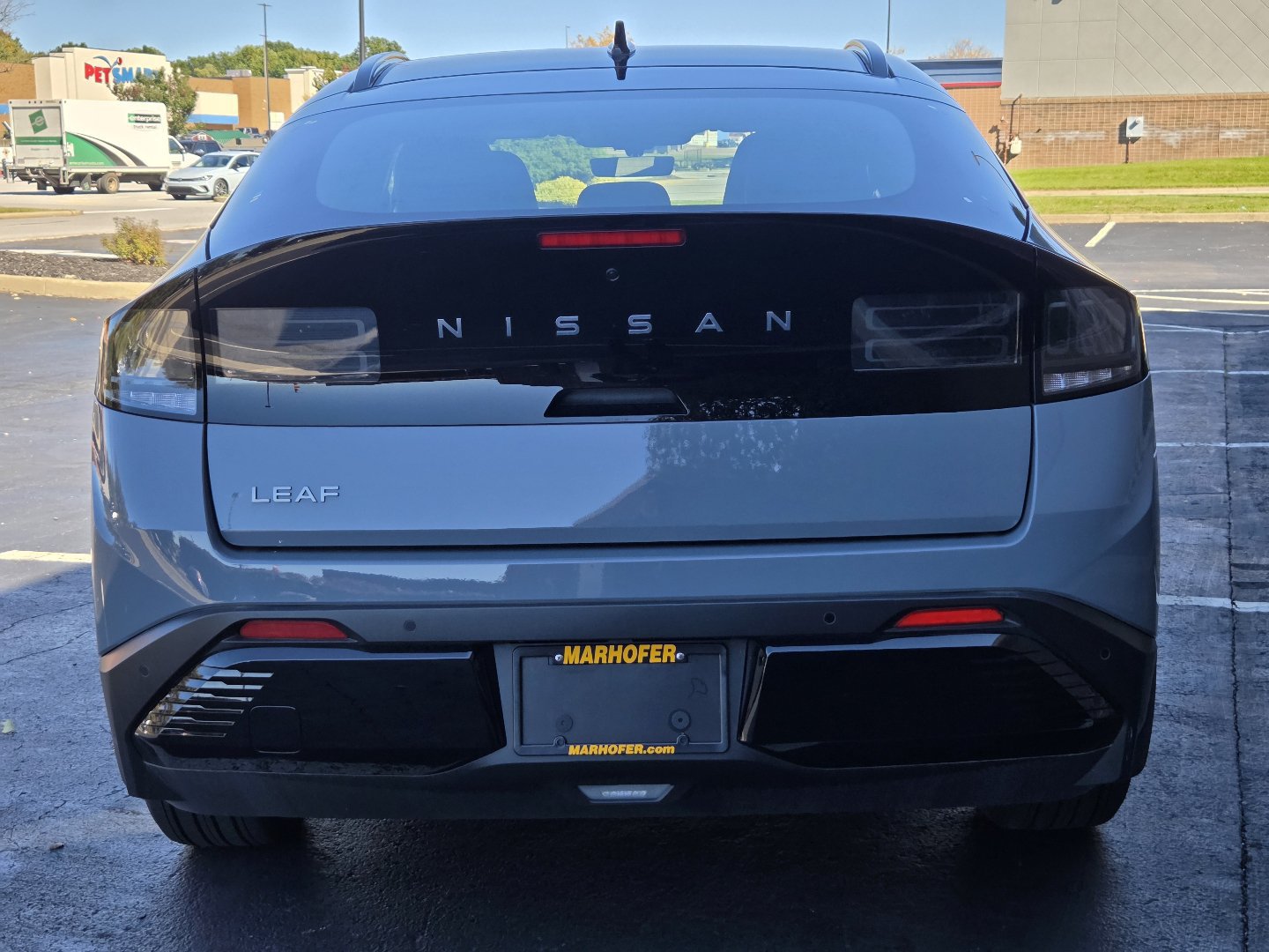 New 2026 Nissan Leaf Platinum+ w/ Cargo Package (Platinum+) FWD image 18