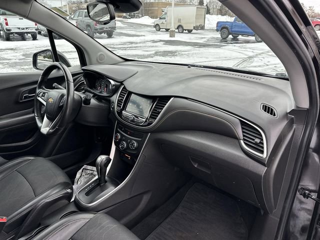 Certified 2020 Chevrolet Trax LT w/ Driver Confidence Package image 27
