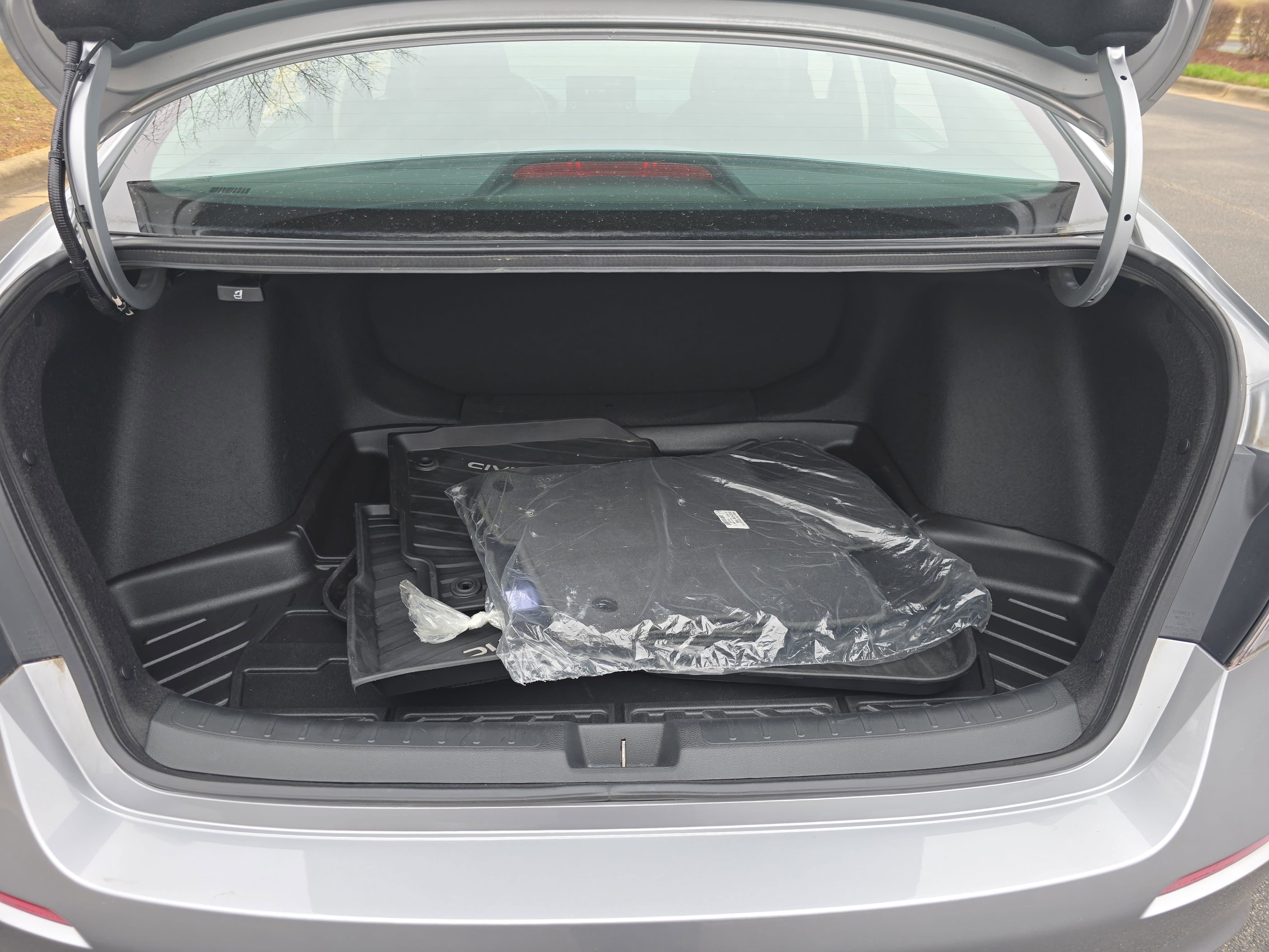 Used 2023 Honda Civic LX image 12