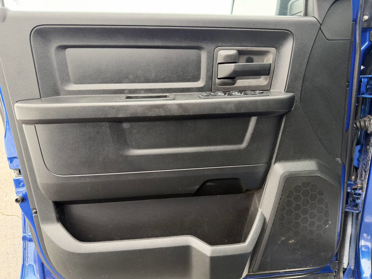 Used 2017 RAM 1500 Express image 10