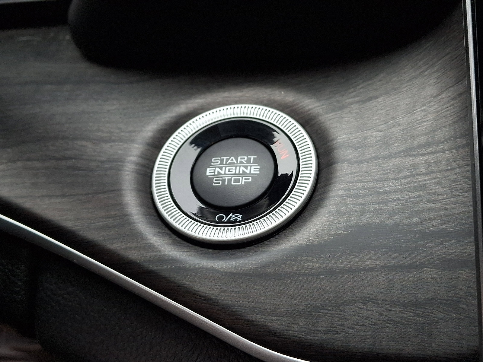 Certified 2023 Jeep Grand Cherokee L Limited AWD/4WD image 26