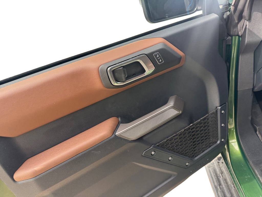 Used 2023 Ford Bronco Outer Banks AWD/4WD image 19