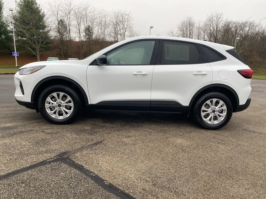 Used 2025 Ford Escape Active AWD/4WD image 6