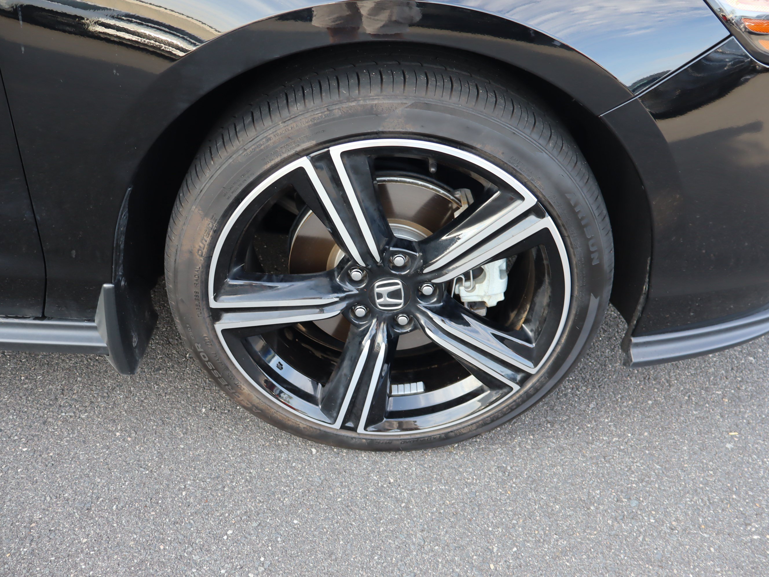 Used 2025 Honda Accord Sport image 36