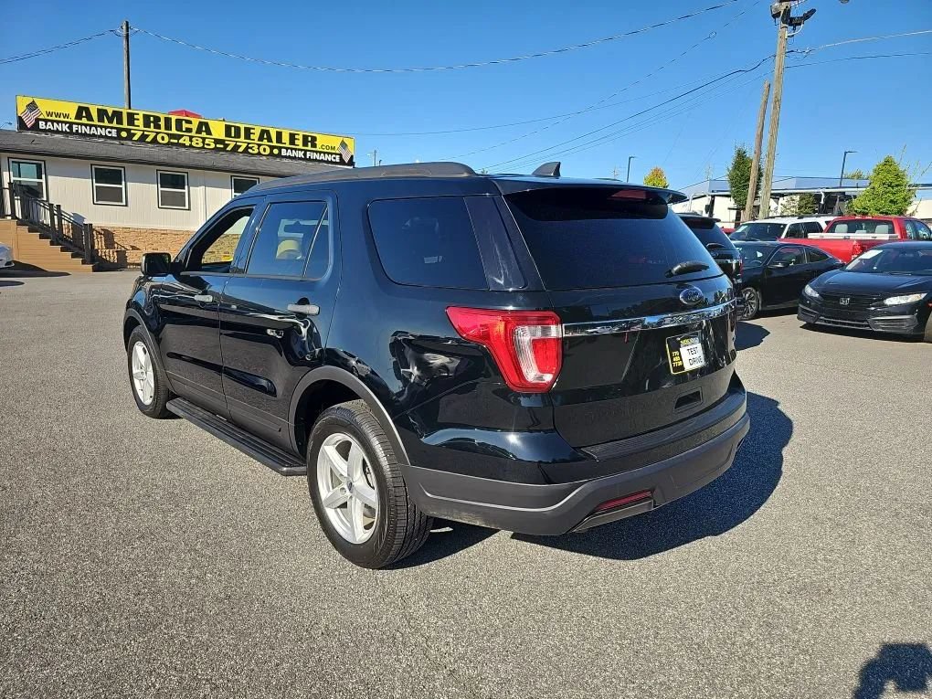 Used 2018 Ford Explorer 4WD image 3