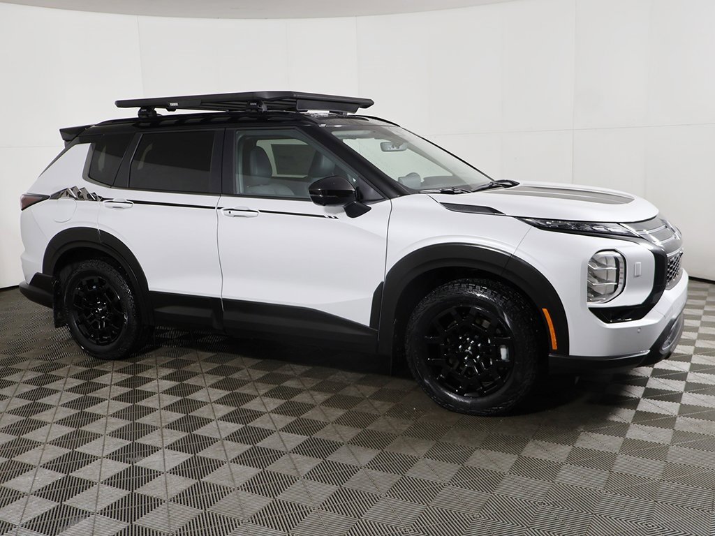 New 2026 Mitsubishi Outlander Trail Edition image 17