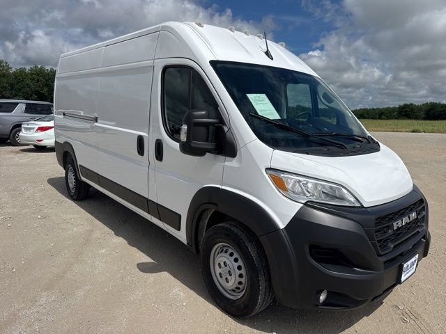 Used 2025 RAM ProMaster 2500 w/ Convenience Group FWD image 5