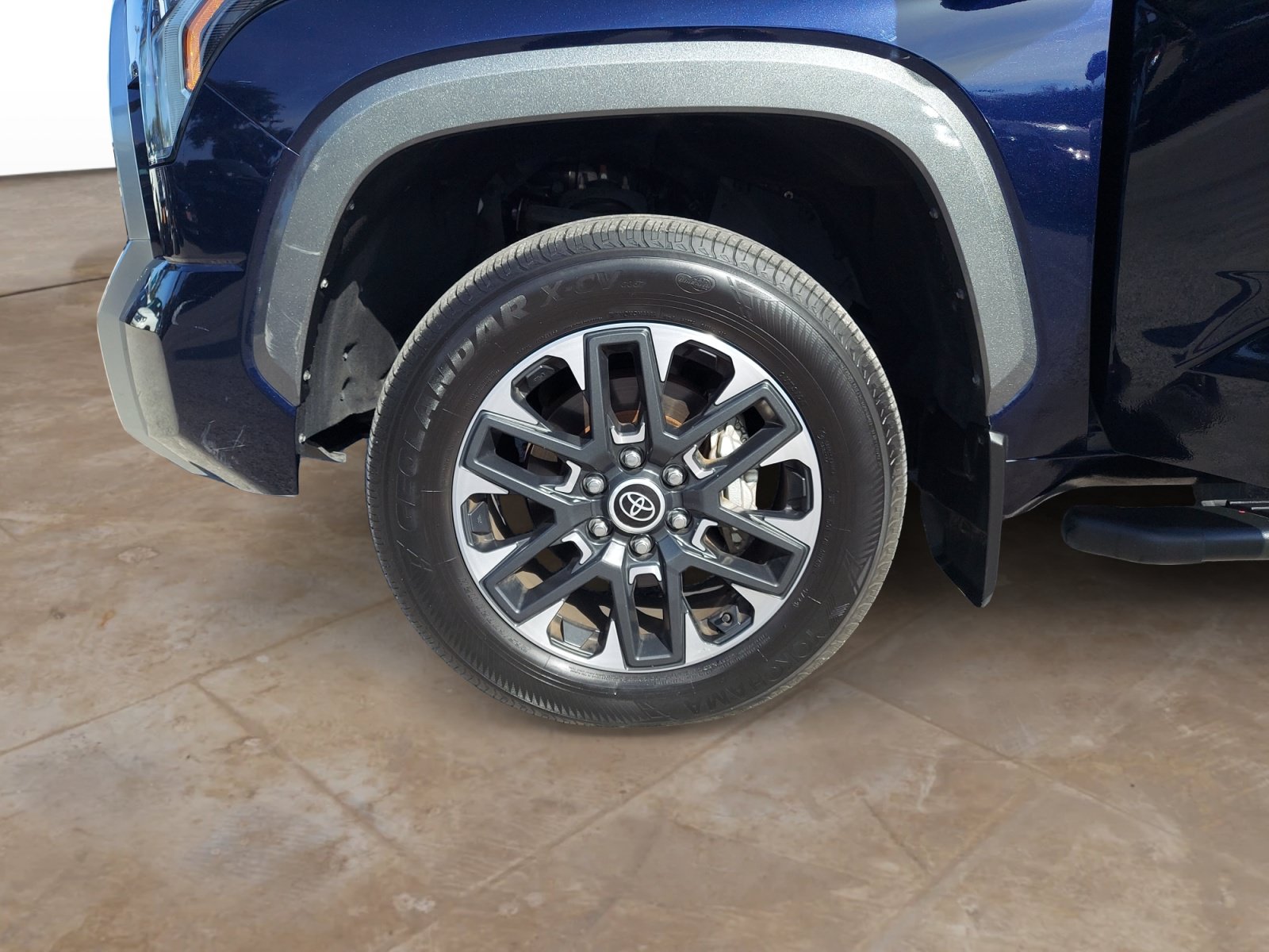 Used 2024 Toyota Tundra Limited AWD/4WD image 29