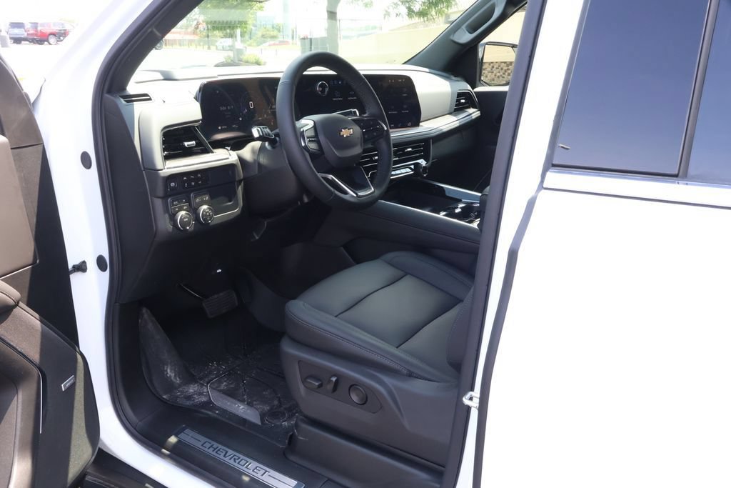 New 2026 Chevrolet Tahoe LT w/ Comfort Package AWD/4WD image 14